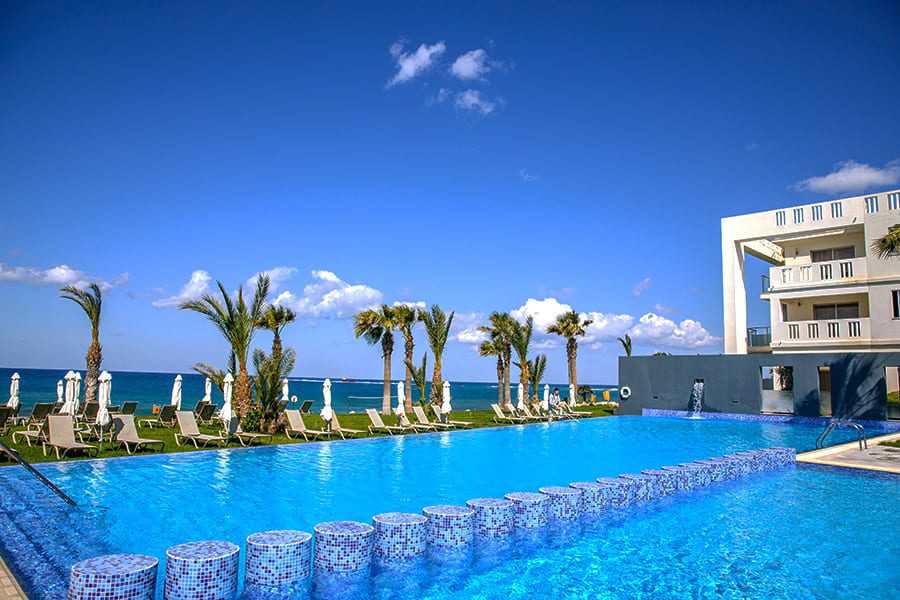 מלון הלגונה הכחולה בקפריסין